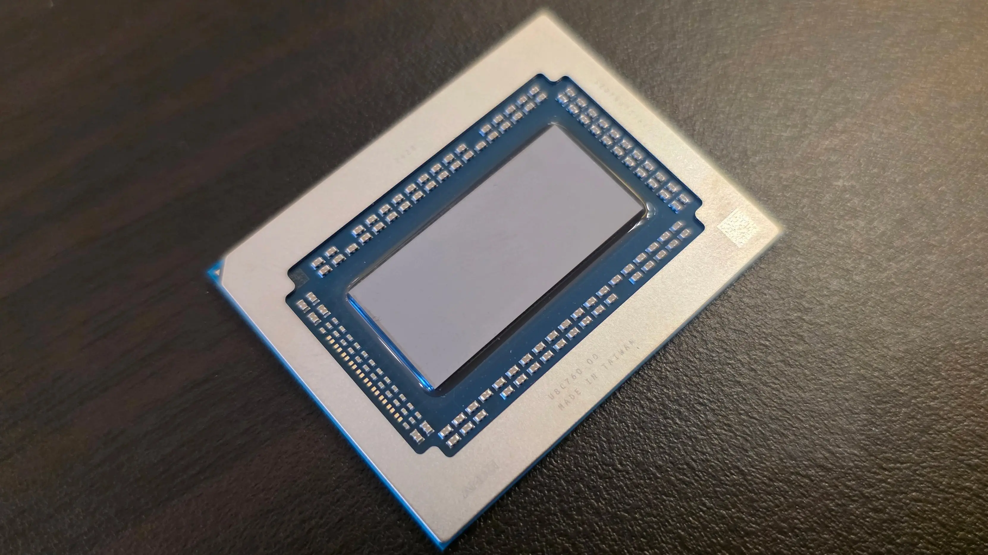 تراشه‌ی کارت گرافیک Radeon AI Pro R9700