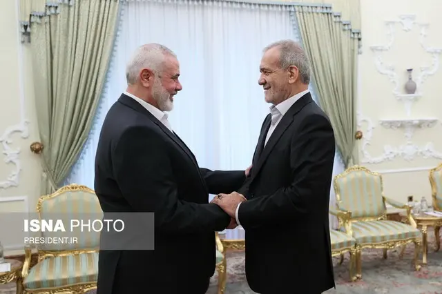 واعظی: پزشکیان به شعار وفاق ملی«صادقانه» عمل کرد/رژیم صهیونیستی با خطای محاسباتی وارد جنگ 12 روزه شد
