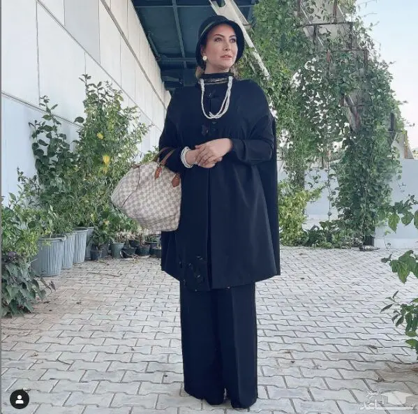 فریبا نادری