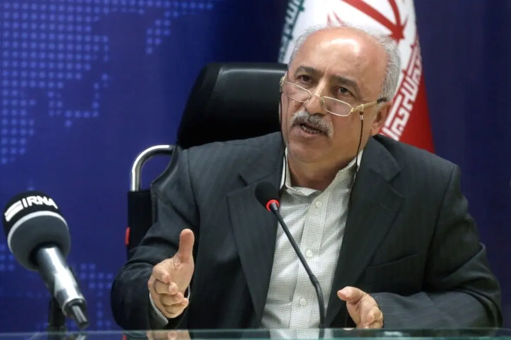 هشدار تند یک اقتصاددان / افقه: با دستکاری قیمتی و گران‌سازی مشکلات تشدید می‌شوند