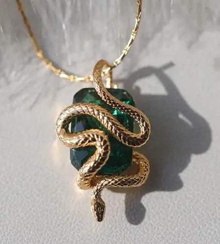 گردنبند مار