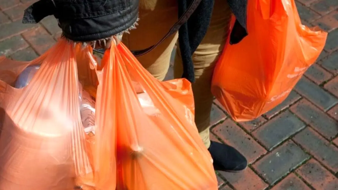 ممنوعیت استفاده از کیسه‌های پلاستیکی یک‌بار‌مصرف در امارات از ابتدای ۲۰۲۴