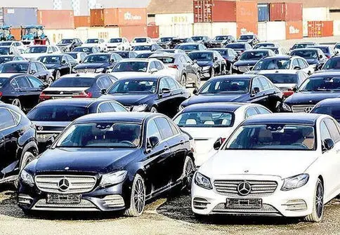 ثبت سفارش واردات خودرو تعلیق شد؟