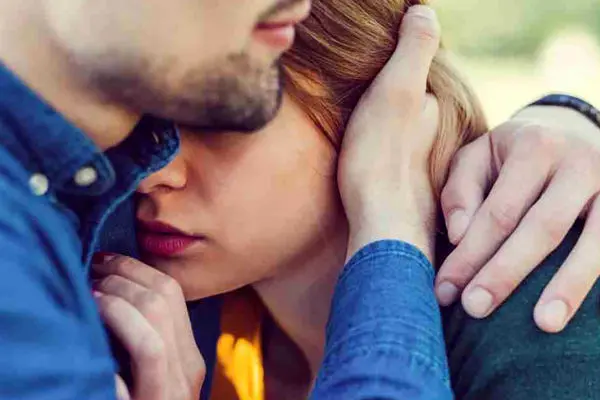 با این روش دختری را عاشق و وابسته خود کنید / راهکارهای کلیدی برای مردان ایرانی !