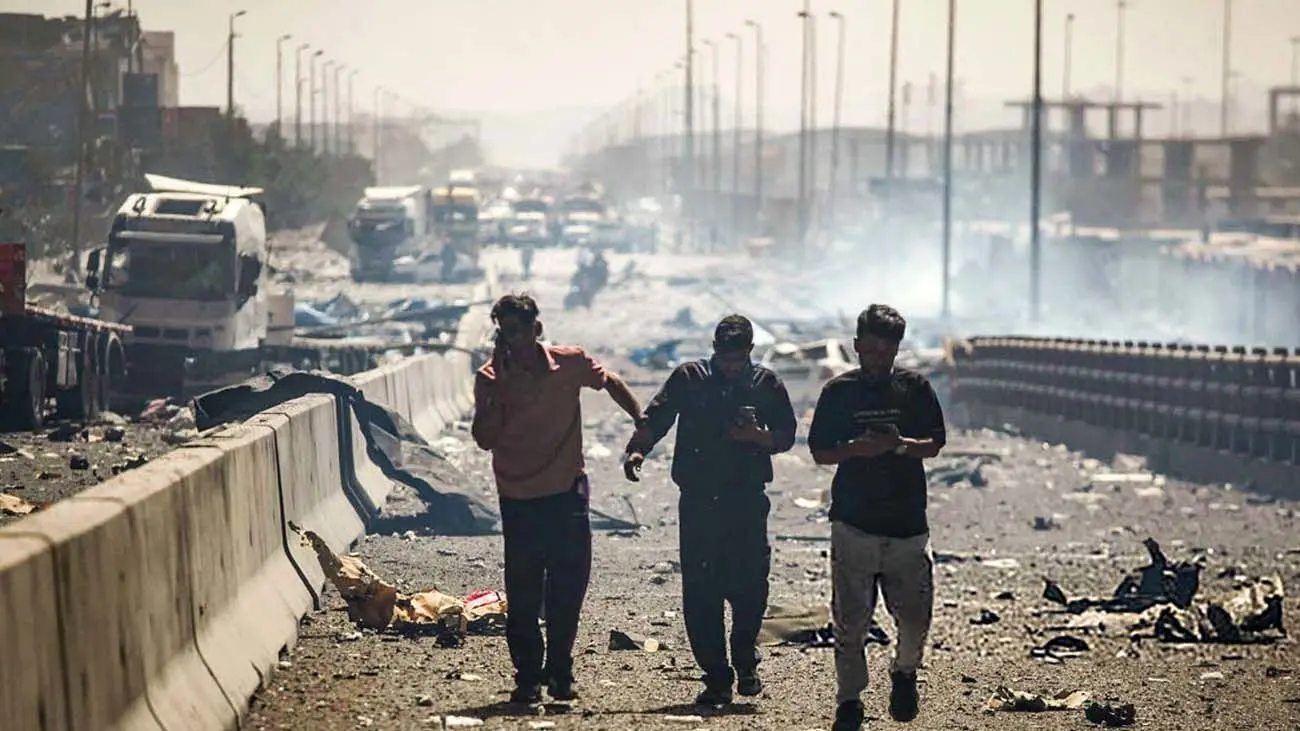 تعداد مفقودین انفجار مرگبار اسکله شهید رجایی اعلام شد / جست‌وجو برای یافتن مفقودان ادامه دارد + فیلم