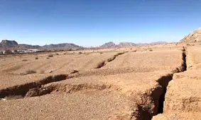 فرونشست بیمارستان غرضی اصفهان را تخریب کرد / بحران فرونشست زمین در ایران متولی مشخص ندارد + فیلم
