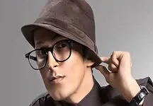 مرتضی پاشایی دوباره زنده شد ! + فیلم جنجالی از آقای خواننده بعد از فوت 