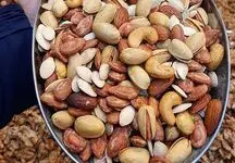 قیمت جدید آجیل و خشکبار برای شب عید / پسته چند ؟!