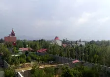 رشد قارچ گونه باغ ویلاها را در اطراف شهر کرج / شهرک های توریستی غیرقانونی در حال بلعیدن آب در اطراف تهران و البرز