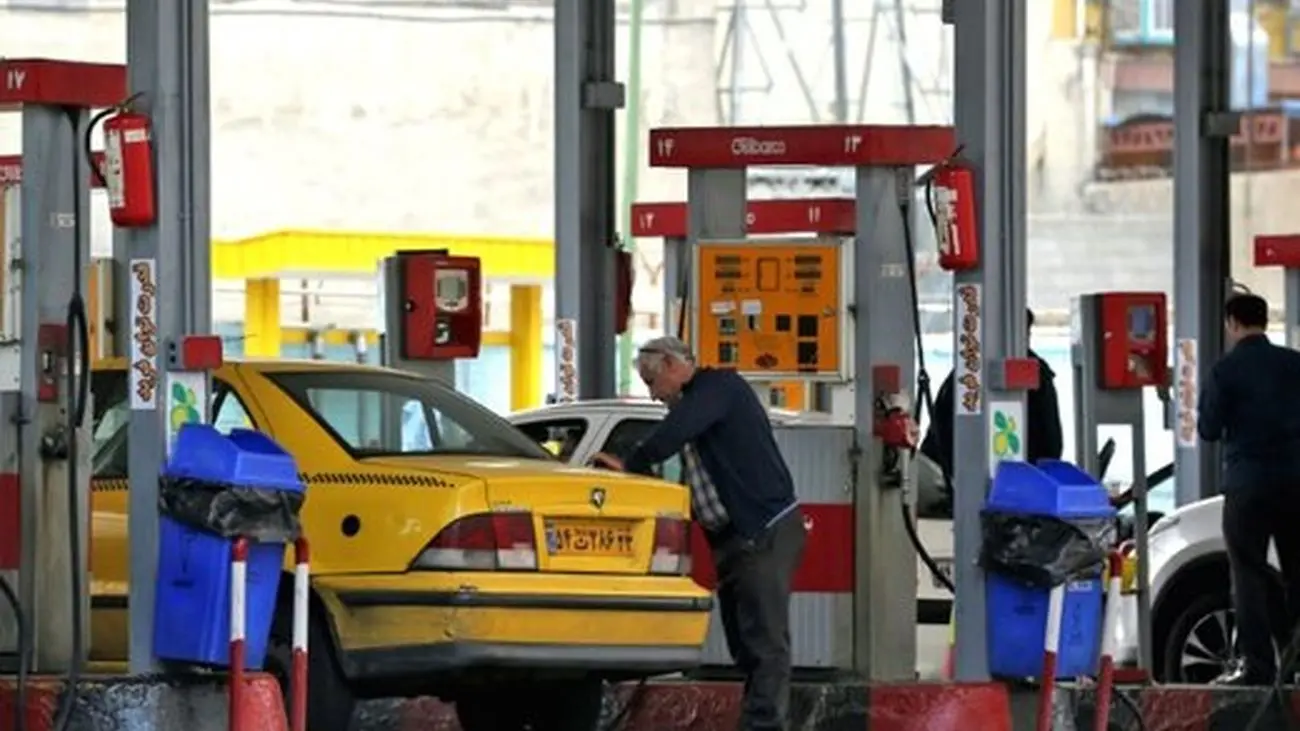 تفاوت بنزین توزیع شده در تهران و اطراف آن / بنزین تولید شده در ایران استاندارد است؟!