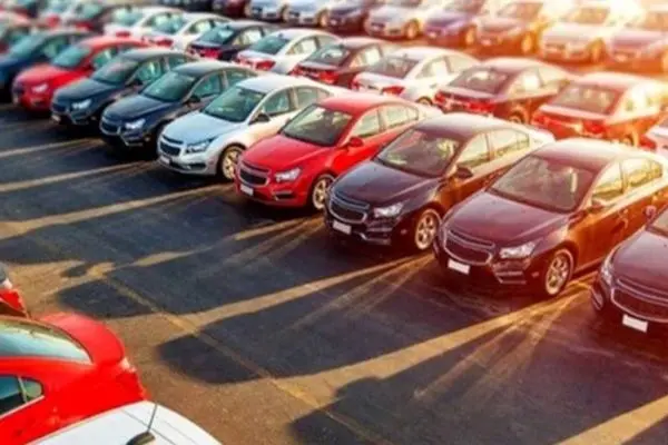 تأثیرات قیمت‌ گذاری دستوری بر بازار خودرو ایران