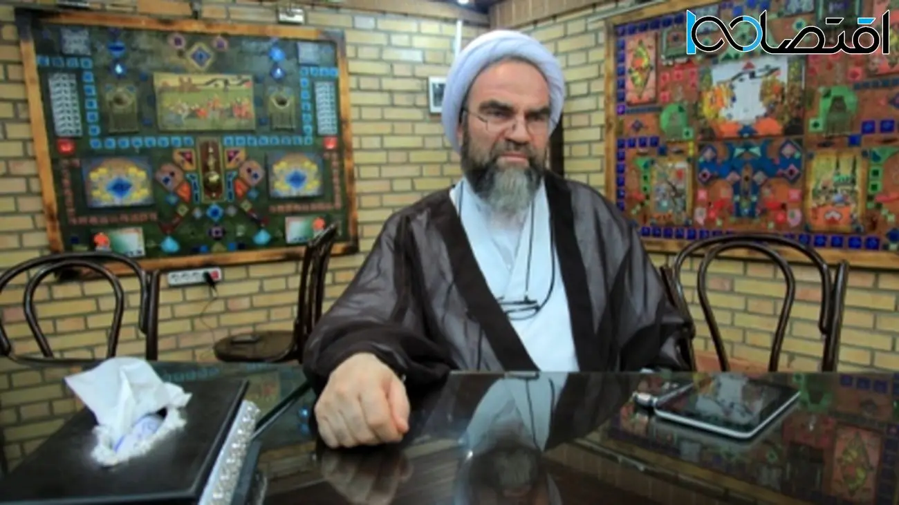 آیت الله غرویان: برخی رفتارهای طلبههای جدید لباس روحانیت را زیر سوال میبرد!