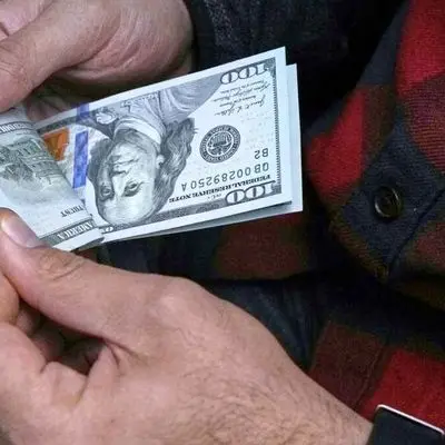 بازار ارز در آستانه تغییر بزرگ / دلار کدام مسیر را انتخاب می‌کند؟