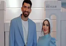نگاهی به کیک تولد سفارشی با تزیین شکلات 3 بعدی و گُل طبیعی اکرم بانو همسر علیرضا بیرانوند + عکس و بیوگرافی