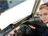 زن خلبان ایرانی، اشک چشمان همه را درآورد / 25 سال دوری و رنج 