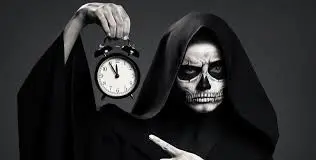 فیلم لحظه جان دادن مرد معروف روی صحنه اجرا / همه با گریه خندیدند !!