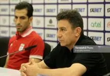 گلایه های قلعه نویی از تحریم و بی پولی تیم ملی / شاید ببازیم!