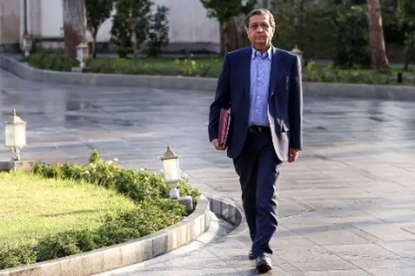همتی بازمی‌گردد؛ وزیر سابق اقتصاد در دولت پزشکیان دوباره پست می‌گیرد!