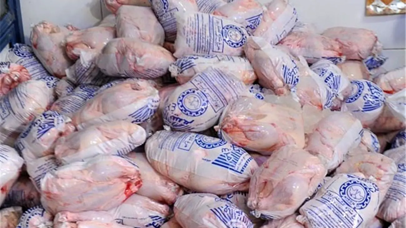 مازاد 15 هزار تنی مرغ در بازار / مردم توان خرید دارند؟