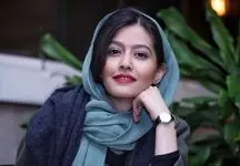 تنها عکس از پدر و مادر خیلی شیک ساحل پوست شیر ! / زیبایی خانم بازیگر ارثی است !