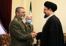 خوش و بش های فرماندهان عالی رتبه نظامی و انتظامی کشور با یادگار امام+ فیلم