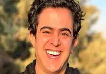 صحبت های تلخ امیرمحمد متقیان در برنامه : هیچ دختری عاشق من نمی شود !
