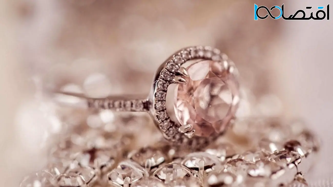 راهنمای آقایان برای خرید جواهرات برای همسرانی آرام و مدرن
