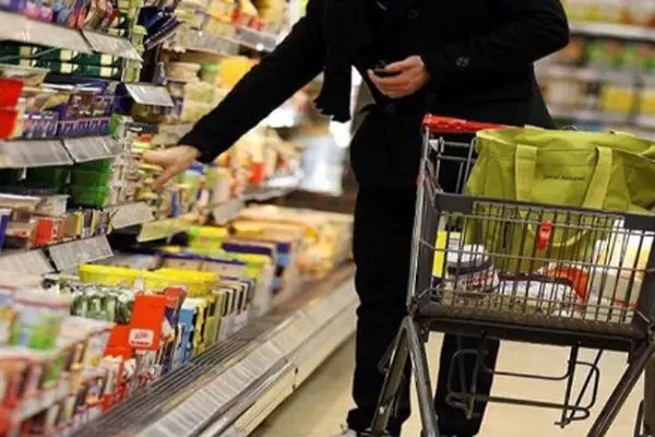 آخرین قیمت گوشت، برنج، حبوبات و لبنیات؛ آیا کالاهای اساسی گران‌تر شده‌اند؟