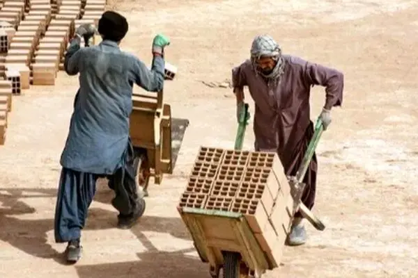 پلیس وارد عمل شد / شوک بزرگ به افغانستانی‌ها !