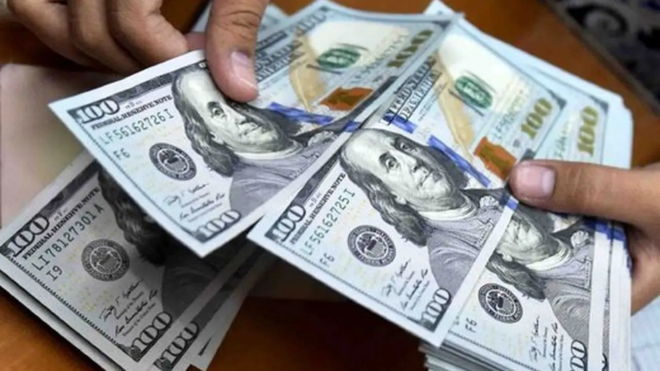 قیمت دلار امروز دوشنبه ۲۱ آذر
