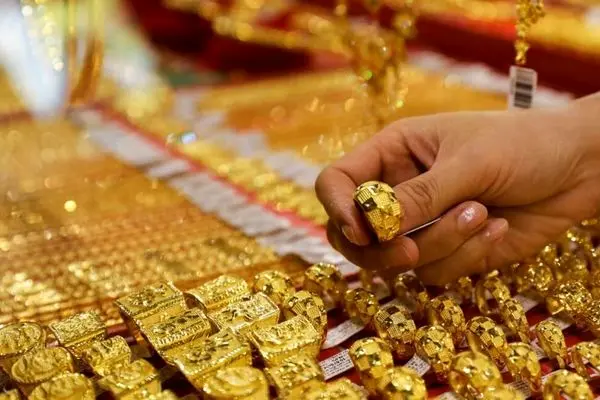 تداوم رویاپردازی طلا