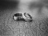 حلقه ازدواج مردانه پلاتین اصل چه تفاوتی با طلا سفید دارد؟ 