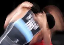 تأسف آور! / مربی مطرح کشور زیر مشت و لگد!