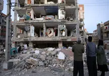 فیلم لحظه نجات بچه 2 ماهه از زیر آوار زلزله ترکیه !