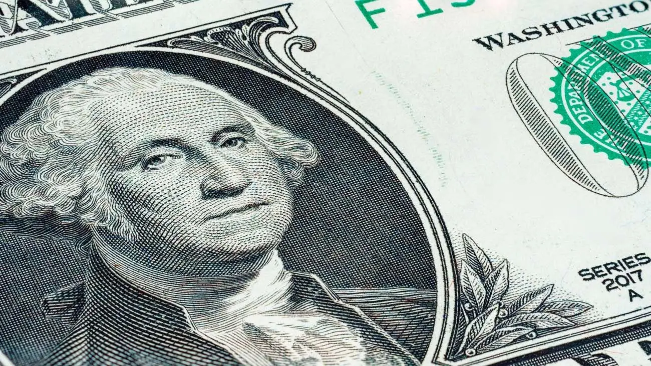 پیش‌بینی قیمت دلار؛ بازار در انتظار آرامش یا شوک تازه؟