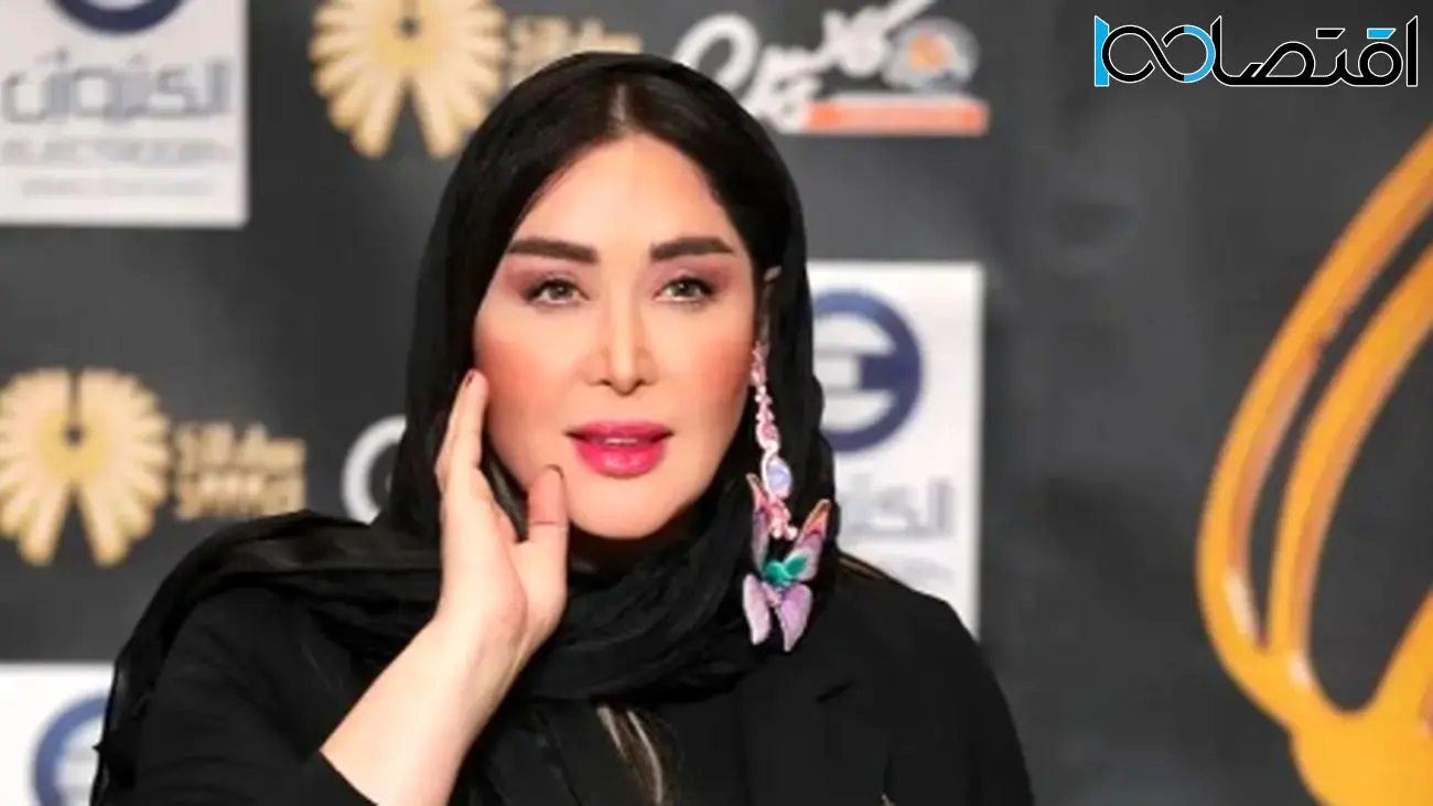 عکس پرحاشیه و محجبه سارا منجزی پور همسر محمد علیزاده در کربلا!