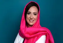 استایل ترند شده سال 1403 / مانتوهای شیک این سلبریتی مد روز شد + عکس 