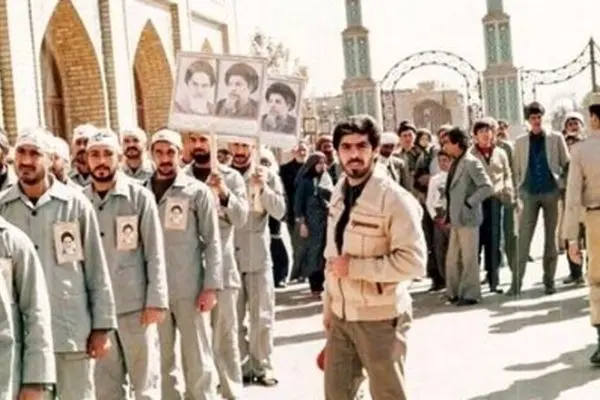 نگاه مهربانانه امام خمینی (ره) به اسرا: گمان نکنید همه مثل صدام‌اند!
