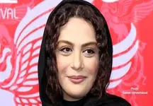 عشوه های زننده مارال فرجاد در پشت صحنه تئاتر ! + فیلم رقص گردن خانم بازیگر