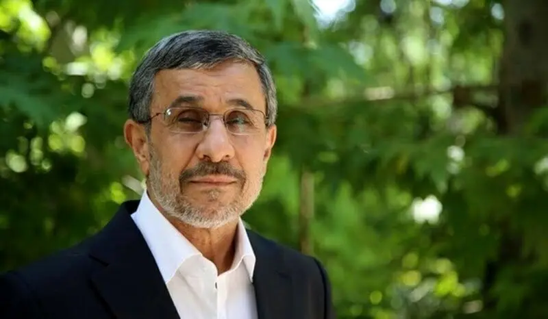 رونمایی احمدینژاد از عکس جدیدش / رئیس جمهور سابق خیلی خوشتیپ شد !