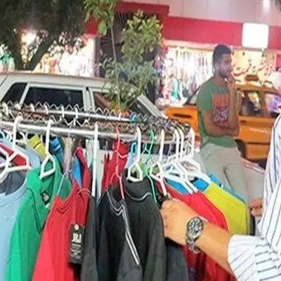 درآمد عجیب دستفروشی در تهران  /  شبی ۵۰ میلیون تومان! + فیلم