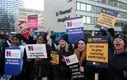پرستاران معترض بریتانیایی از غذای بیماران استفاده می‌کنند