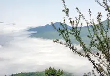 ویلاسازی در «اقیانوس ابر»/ برابری اجاره خانه های روستایی با هتل های لاکچری