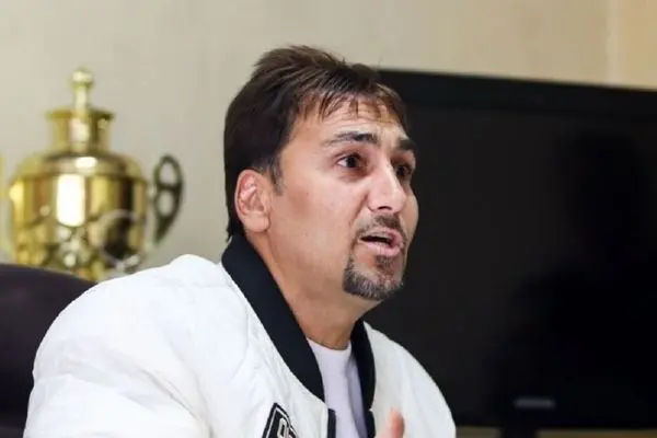 یاغی خوشتیپ فوتبال ایران : خودم زیراب خودم را زدم ! / شبها به یاد ناصر حجازی میخوابیدم