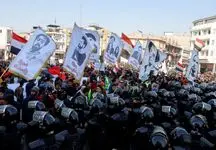 اعتراض عراقی ها به کاهش ارزش دینار و انتقال دلار به ایران