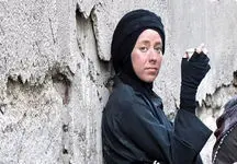  عکس فوق العاده از تغییر چهره خیلی زیبای خانم بازیگر داعشی سریال پایتخت / جذابتر از تلویزیون !