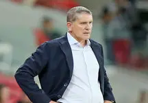 چرا مسئولان باشگاه پرسپولیس نمی‌توانند «گاریدو» را برکنار کنند؟