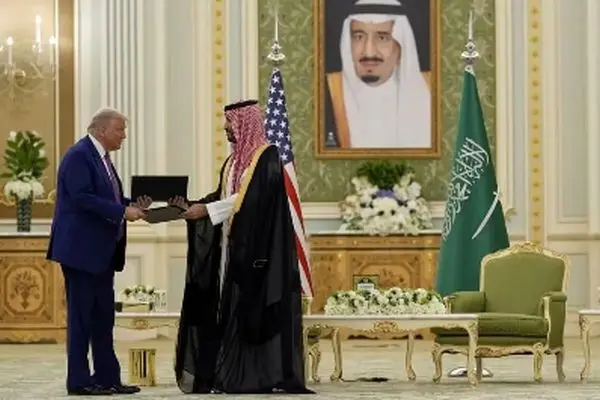 بازار خودرو داغ شد / عربستان آماده جنگ با ایران!