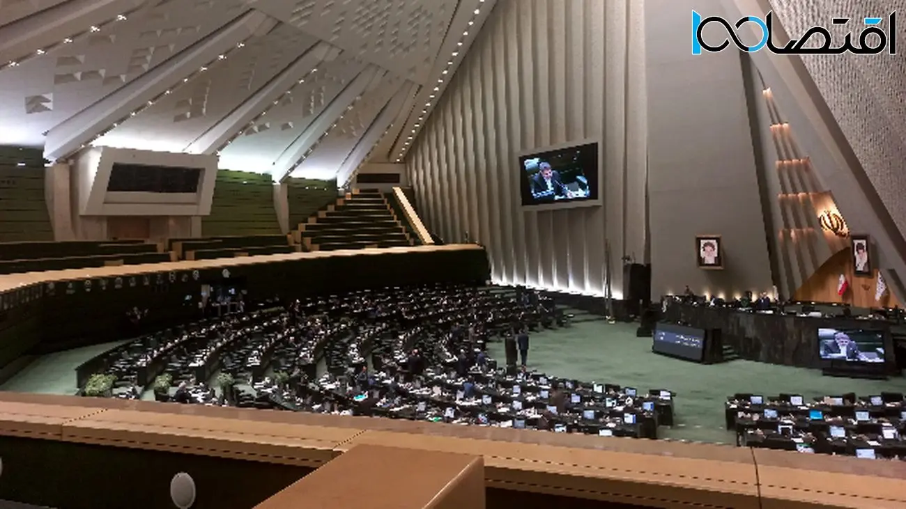 خطر از بیخ گوش پزشکیان گذشت