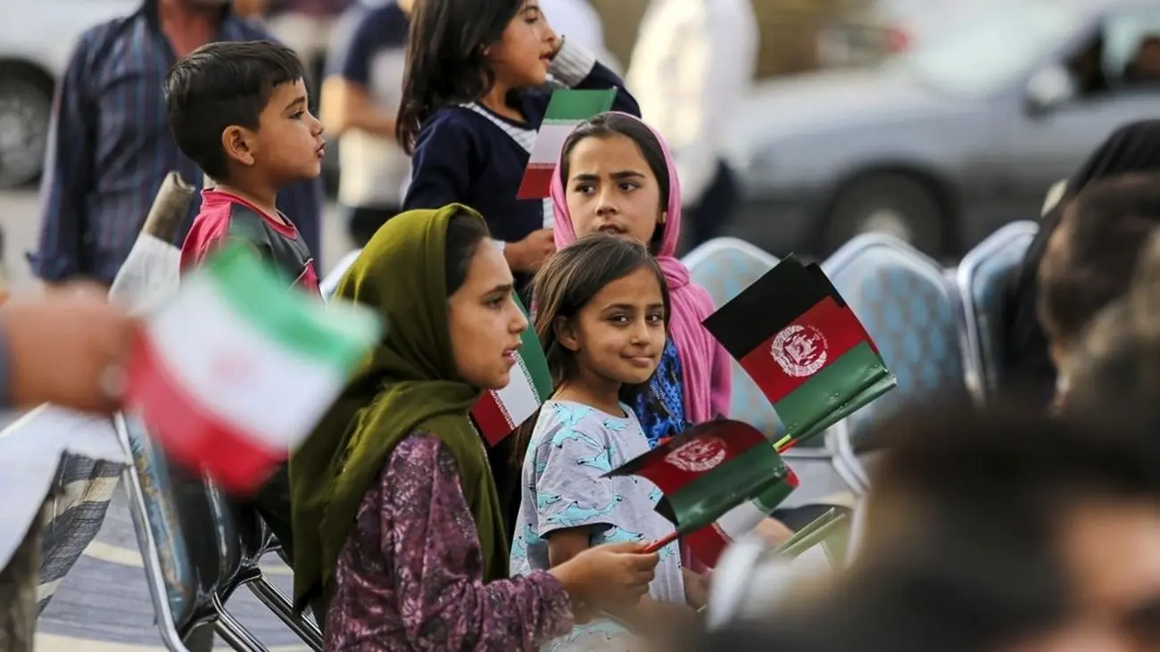 در آینده رئیس جمهور و وزیر دورگه در ایران دور از ذهن نیست/ مهاجران افغان نسبت جنسی را در کشور تغییر دادند 